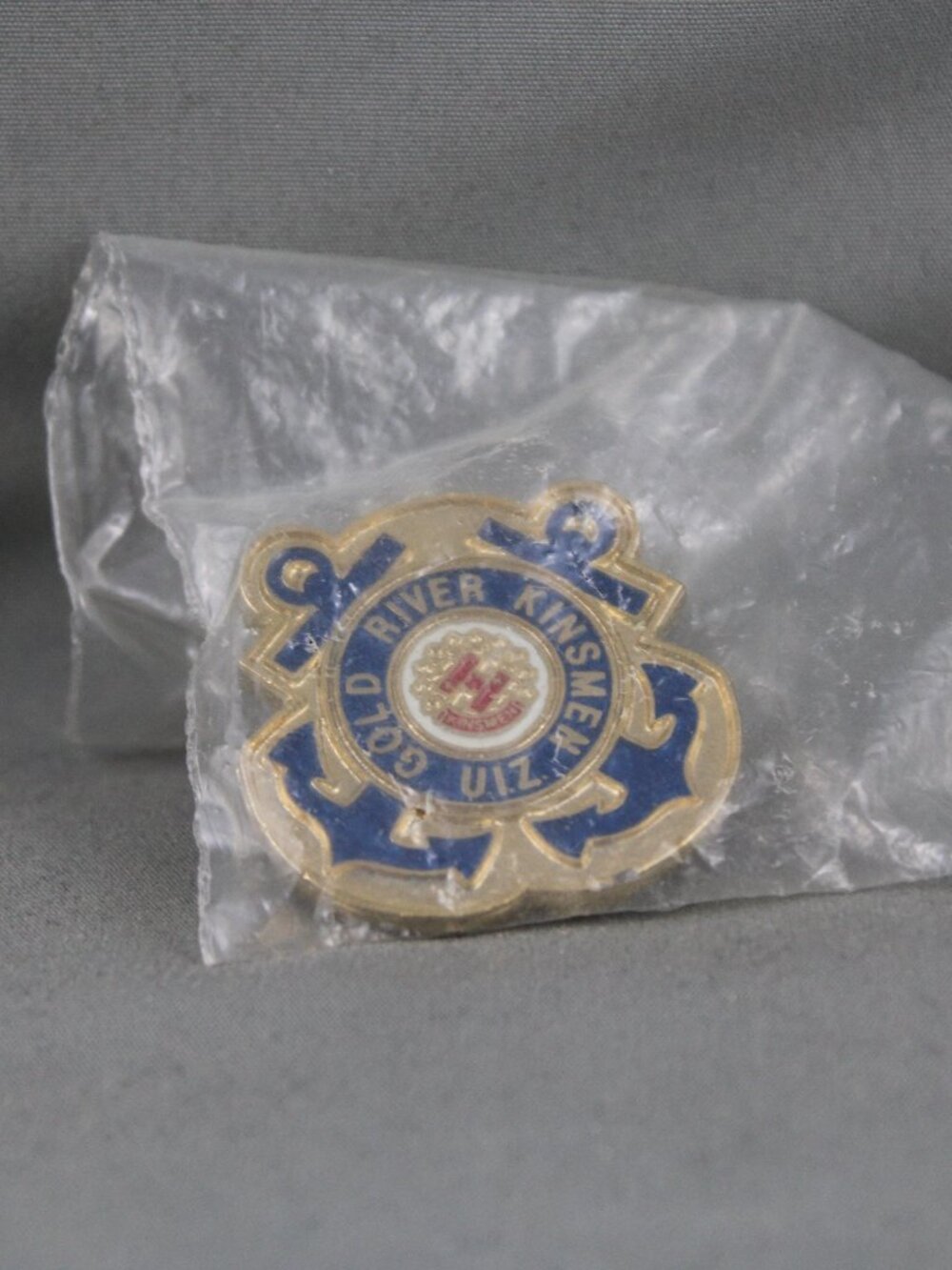 Gold River British Columbia -- Kinsmen Club Pin - Stamped Pin
